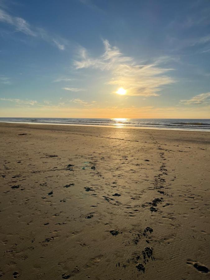 Bungalow De Strandjutter 8 Persons Middelkerke Bagian luar foto