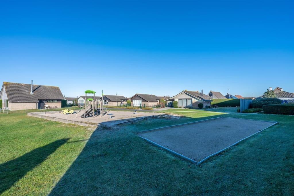 Bungalow De Strandjutter 8 Persons Middelkerke Bagian luar foto